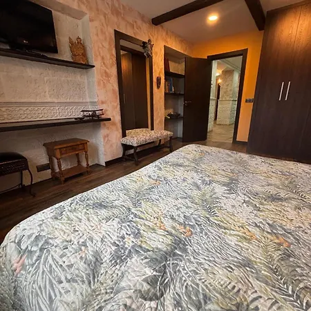 Castillo Valmoral Holiday home Burgos