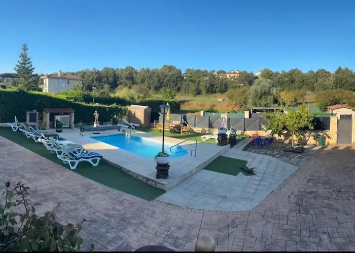 Castillo Valmoral Holiday home Burgos